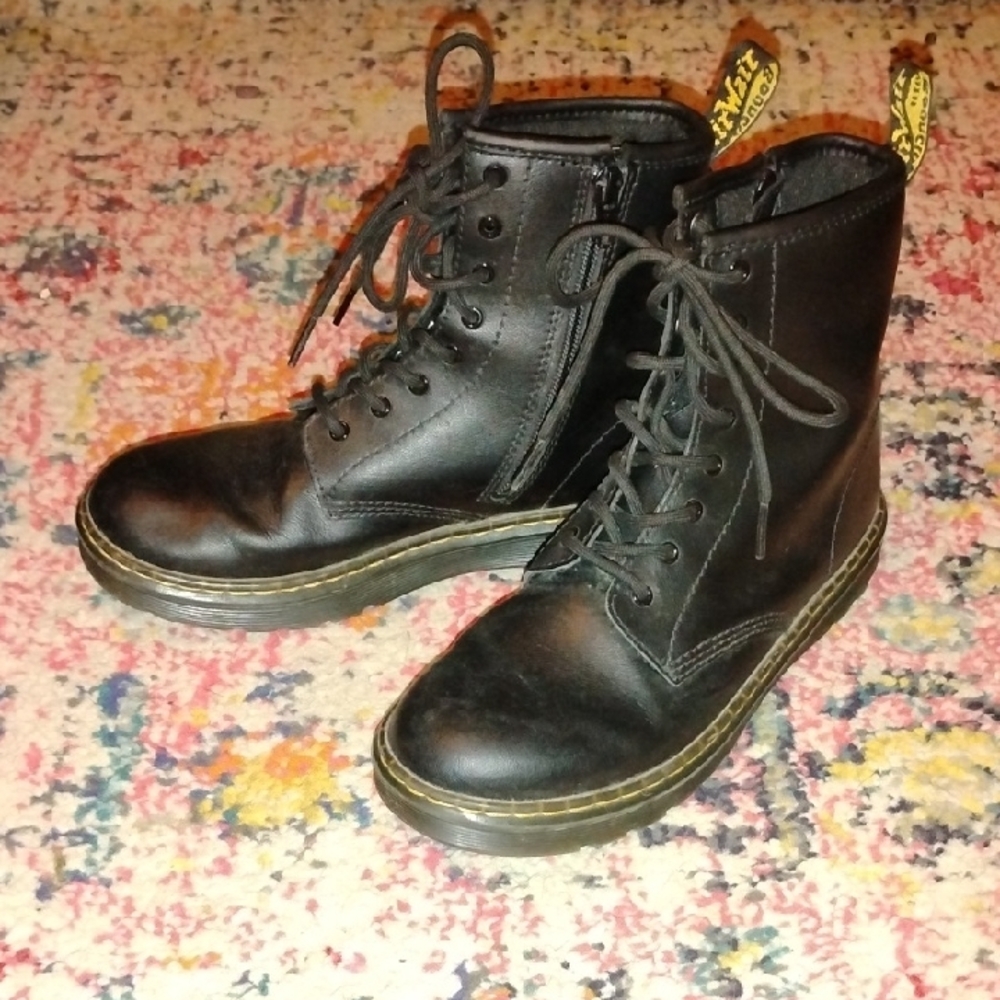 Dr. Martens Black Leather Lace-Up Ankle Boots With Zipper - Picture 2 of 8
